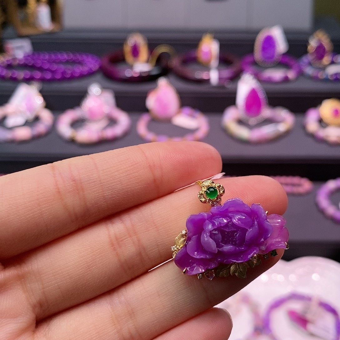 苏纪石（舒俱来）18K金镶嵌吊坠(不含链)