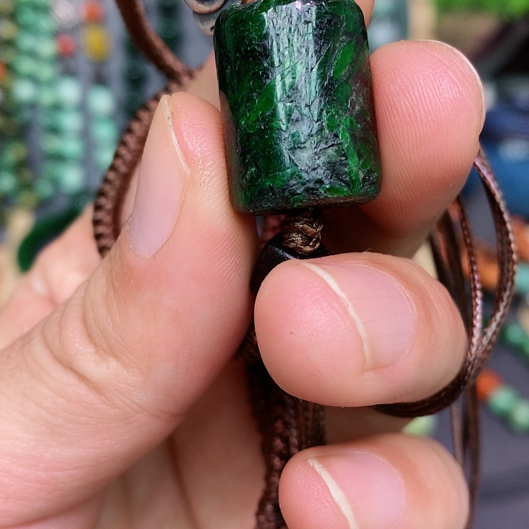 翡翠颈饰银S925镶嵌漂亮美眉