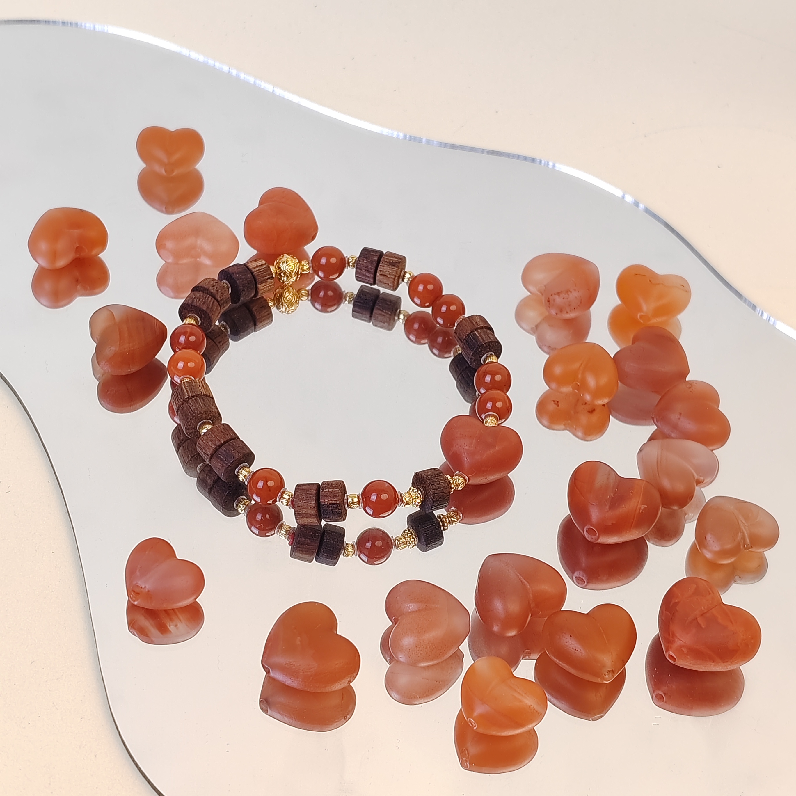 缅甸小叶黄油麻丝南红屁桃手串（全瑕  多样性发其一）