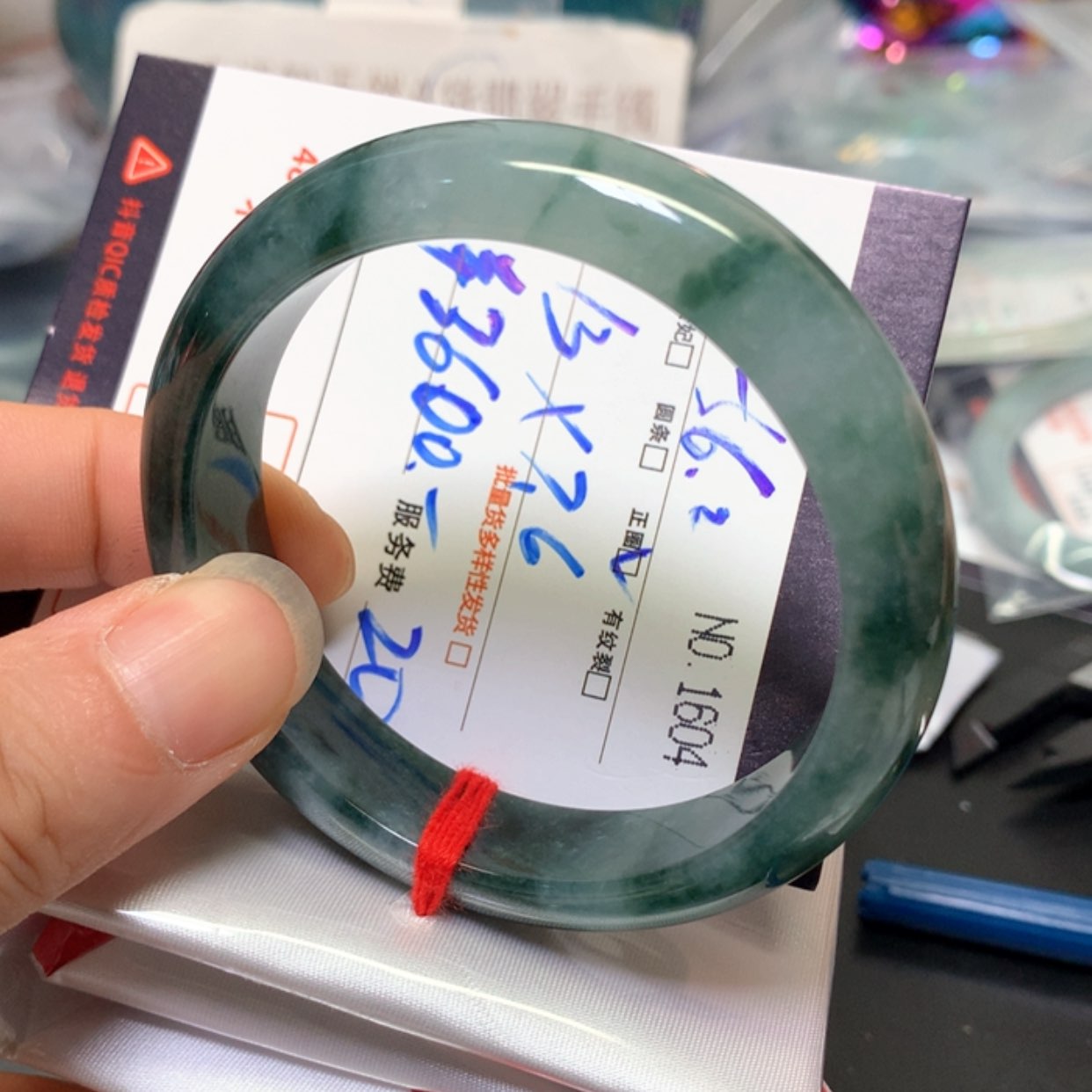 【闪购商品】未镶嵌手镯翡翠缅甸天然A货翡翠手镯56.2