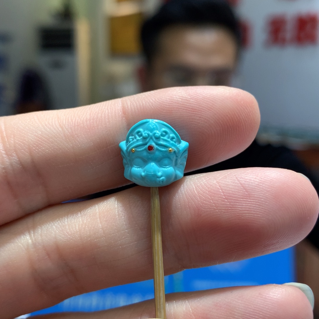 绿松石配饰未镶嵌