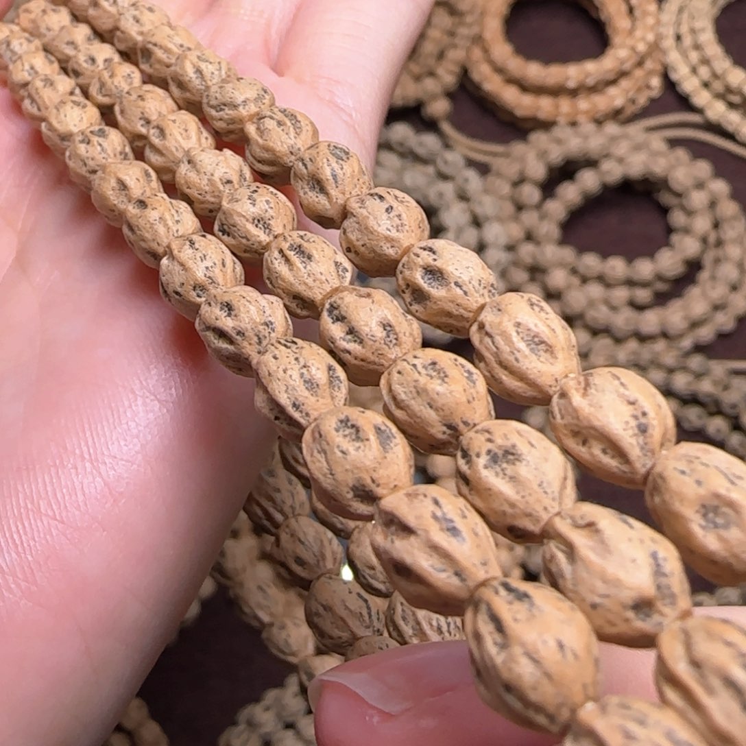 柏香籽/百香籽手串爱***年