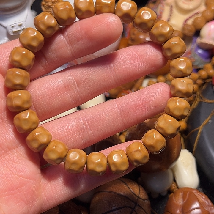 橄榄核手串/手链猴头奶酪