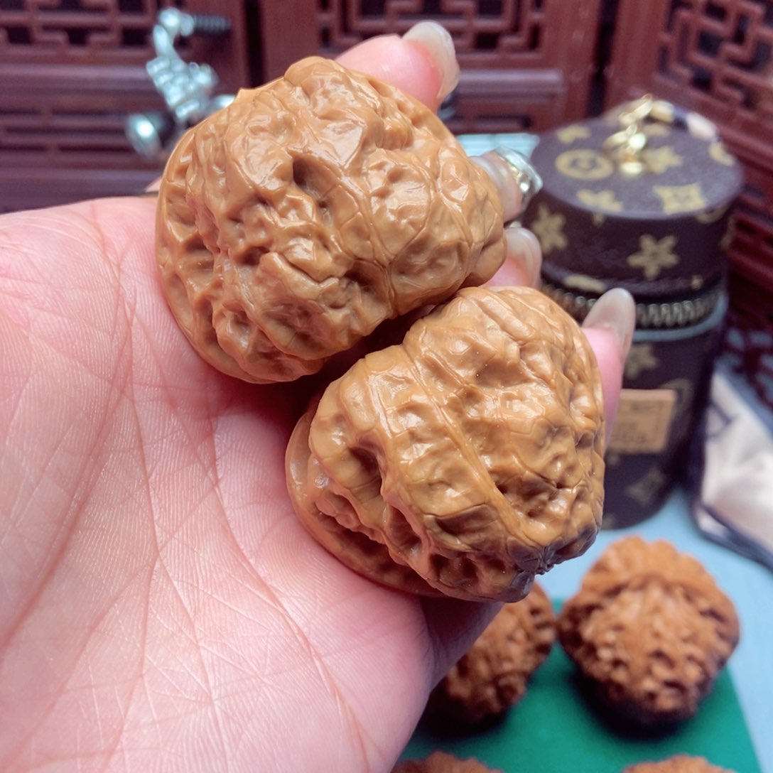 文玩核桃吊坠蛤蟆42尺克重50已打底