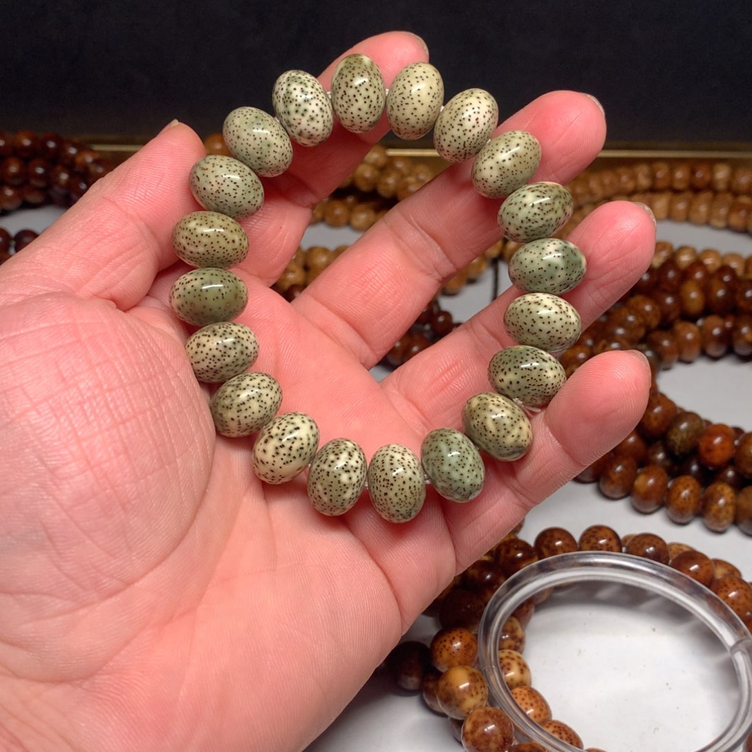 吊坠星月菩提海南原生态1511青花苹果珠