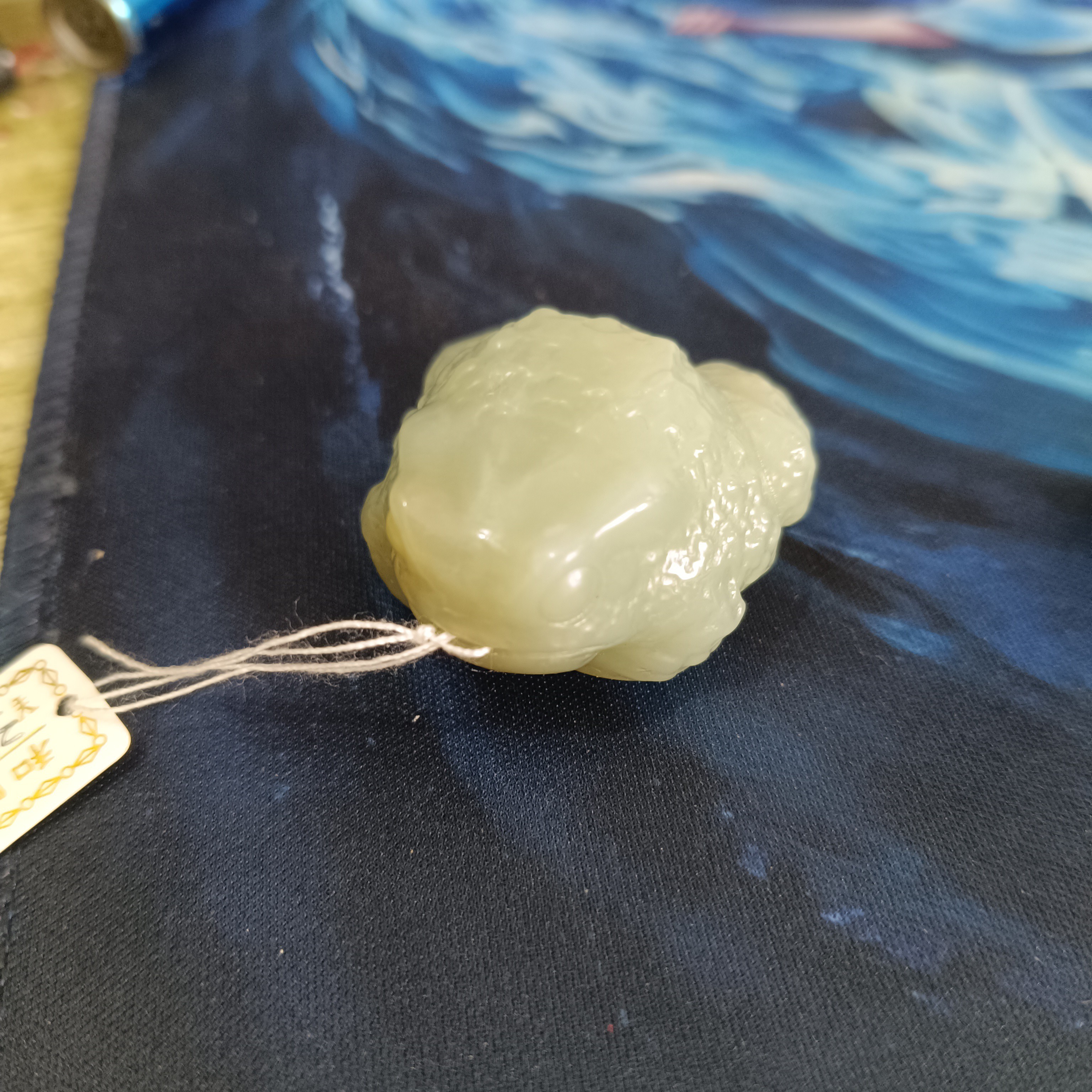 和田玉观音牌大尺寸