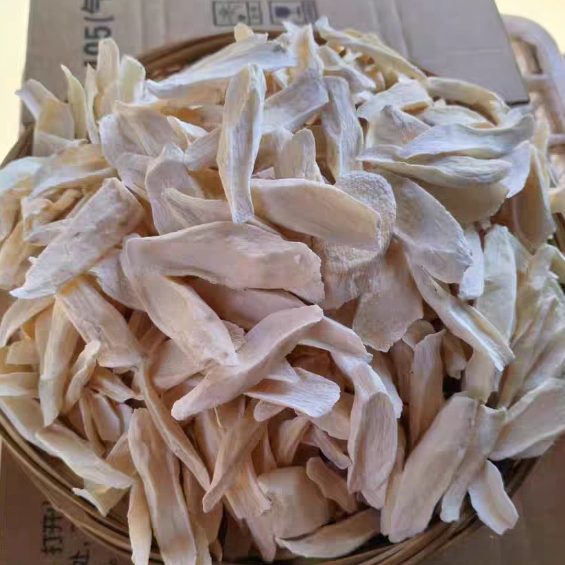 河南省焦作市温县垆土铁棍山药片自然晾晒手工挑拣