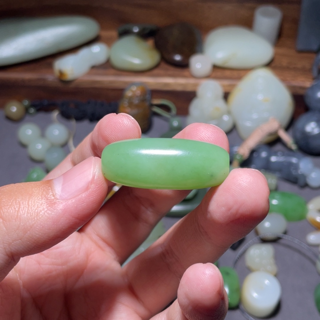 和田玉颈饰未镶嵌子**猪