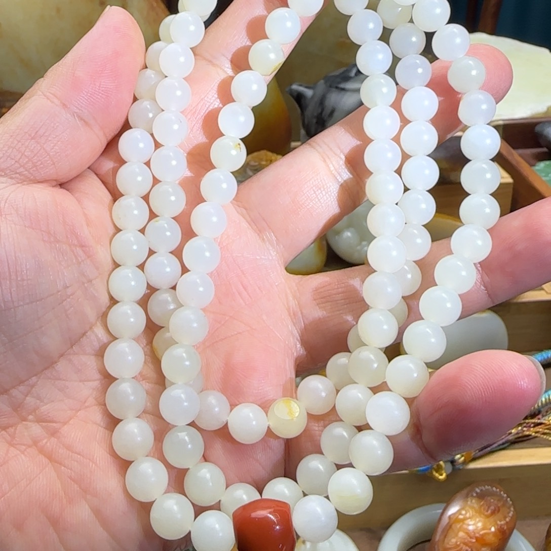 和田玉未镶嵌手串