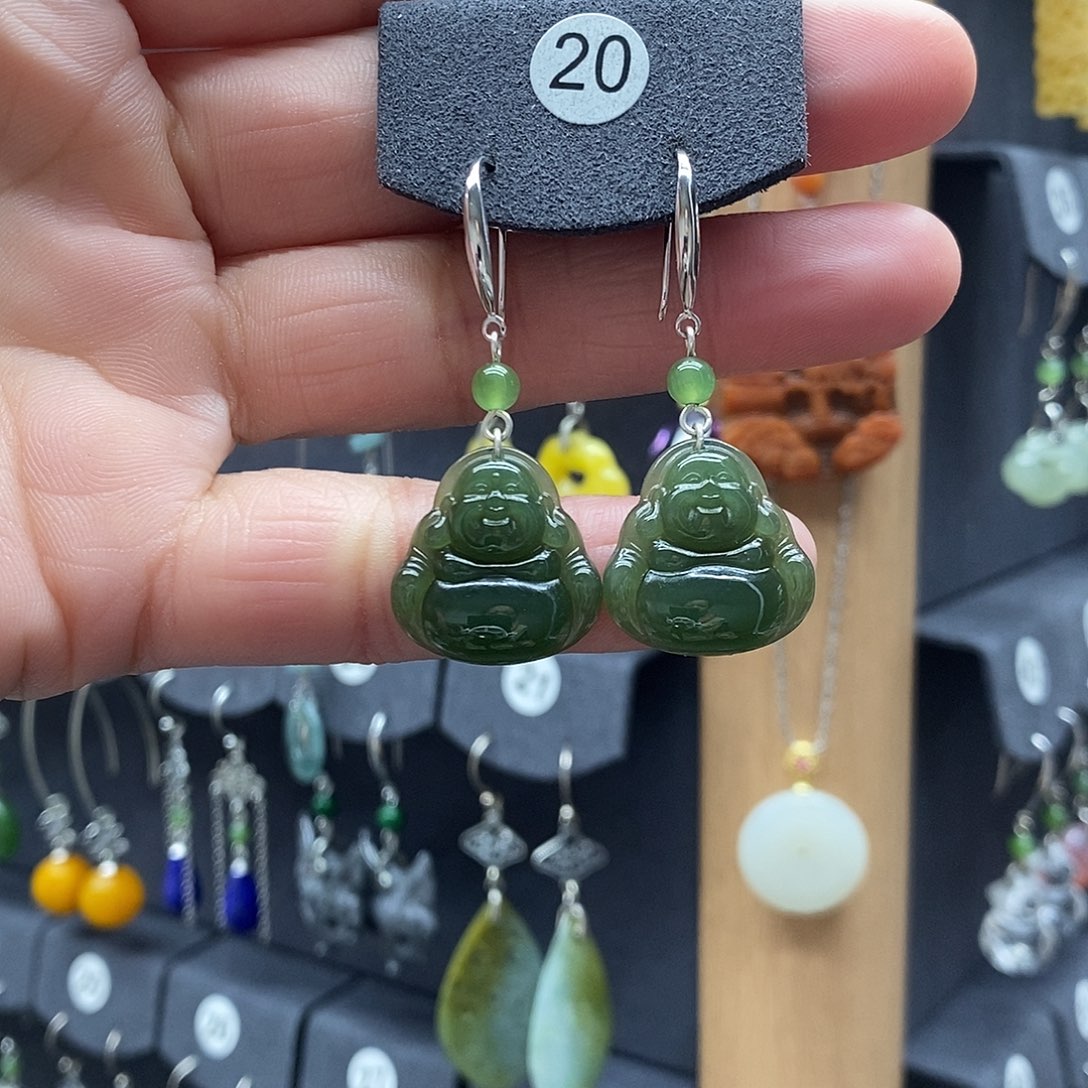 初***七和田玉银S925镶嵌耳饰