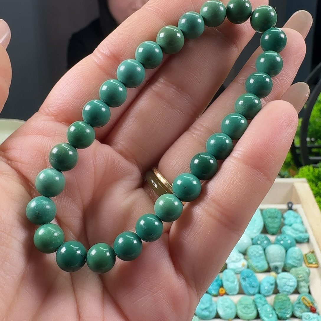 小***宝绿松石未镶嵌颈饰