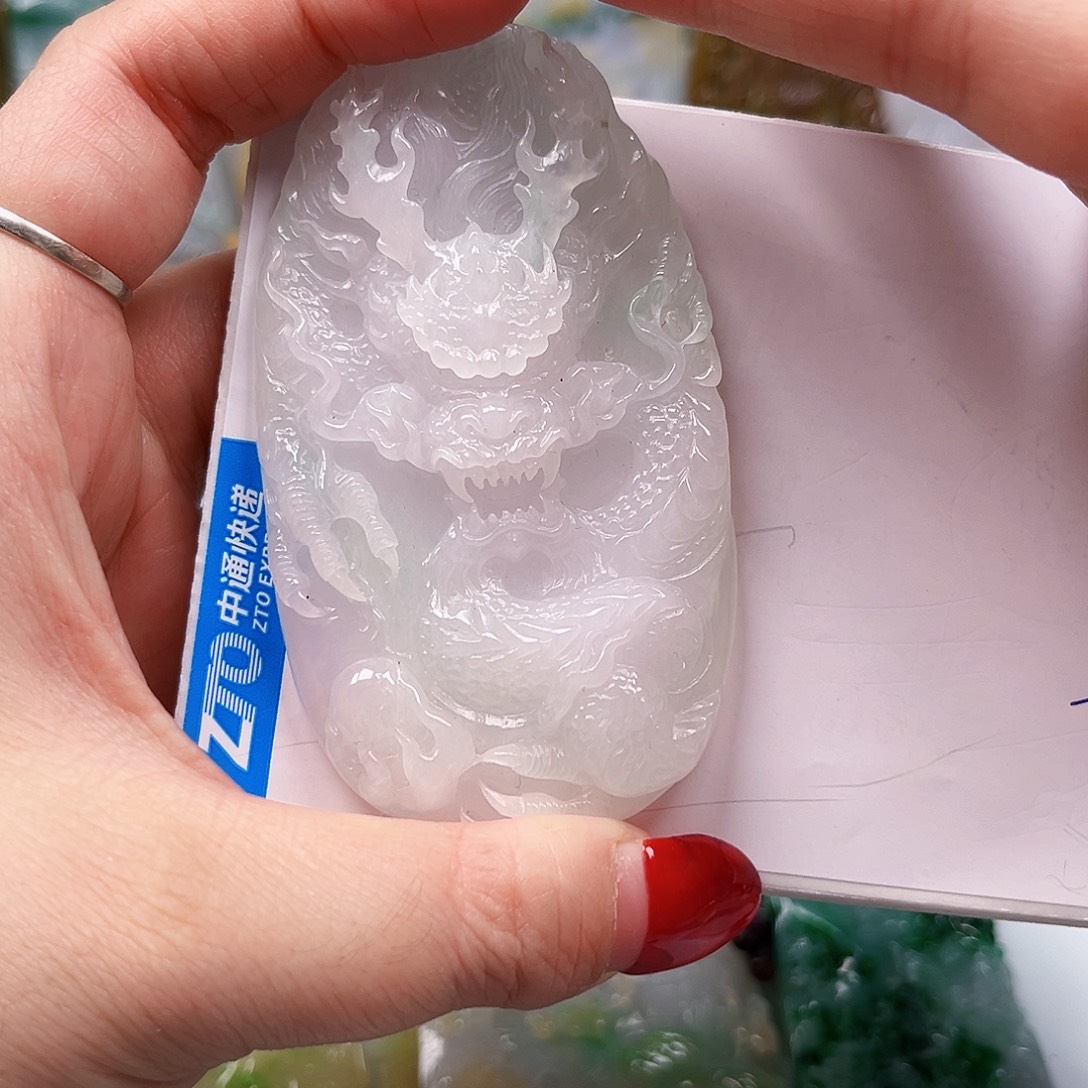 四***言翡翠未镶嵌颈饰翡翠