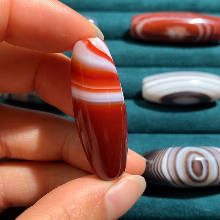 未镶嵌玛瑙/玉髓珠宝奇石