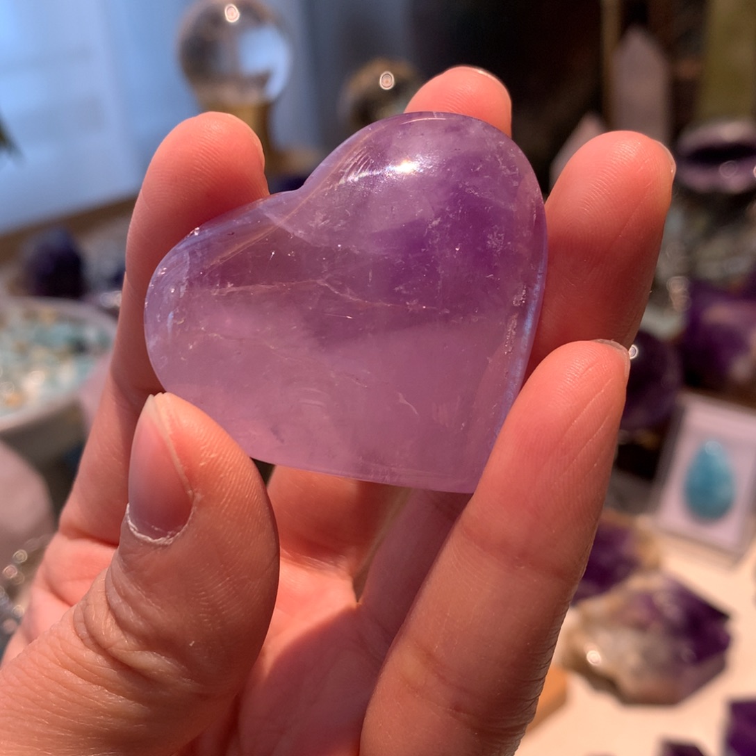 水晶摆件未镶嵌紫水晶