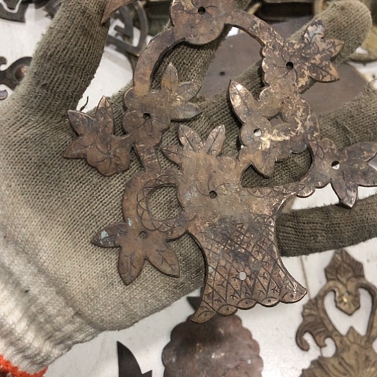 铜***片闪电购铜摆件工艺品