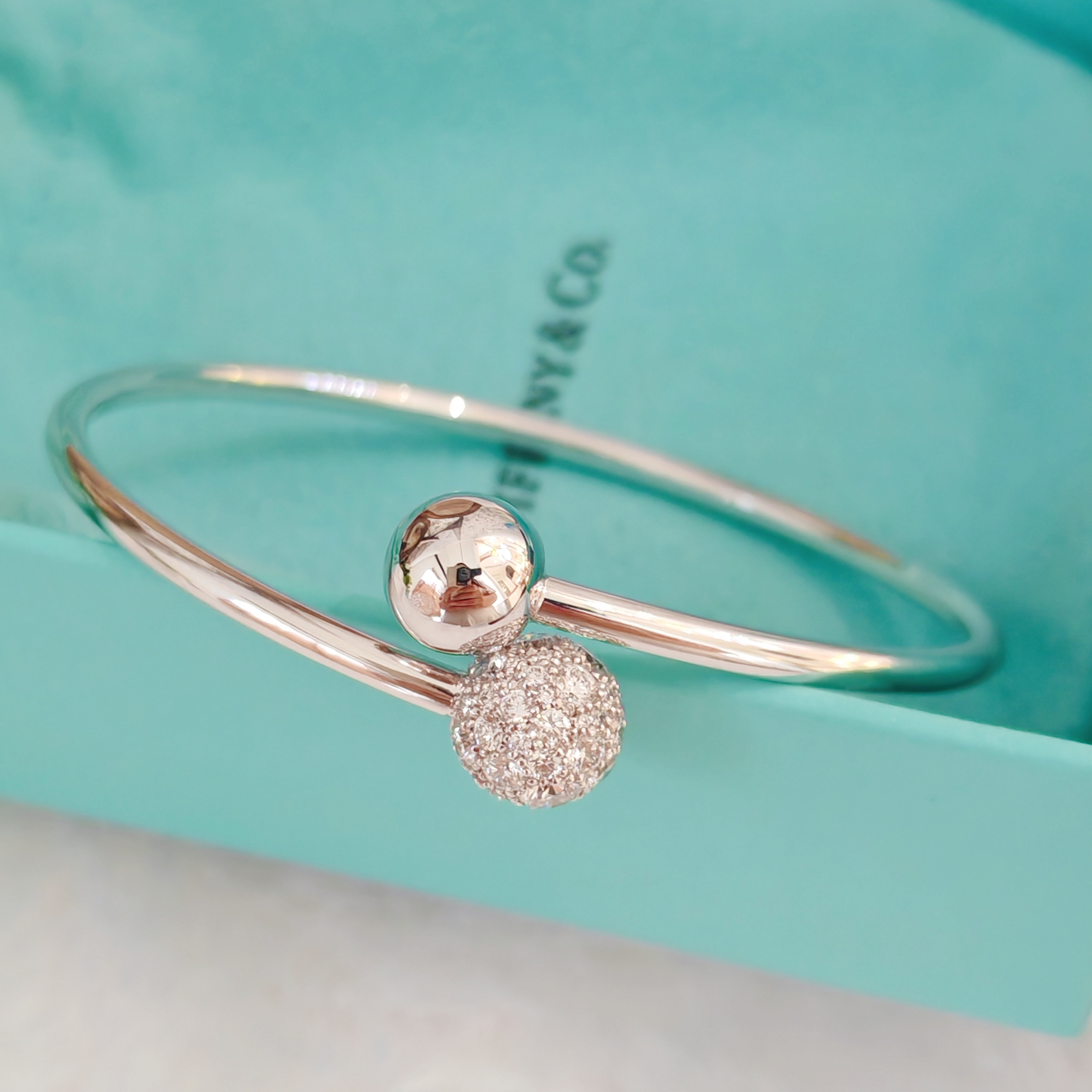 99新 Tiffany & Co./蒂芙尼 hardwear手镯/K白/#15/袋  25062605