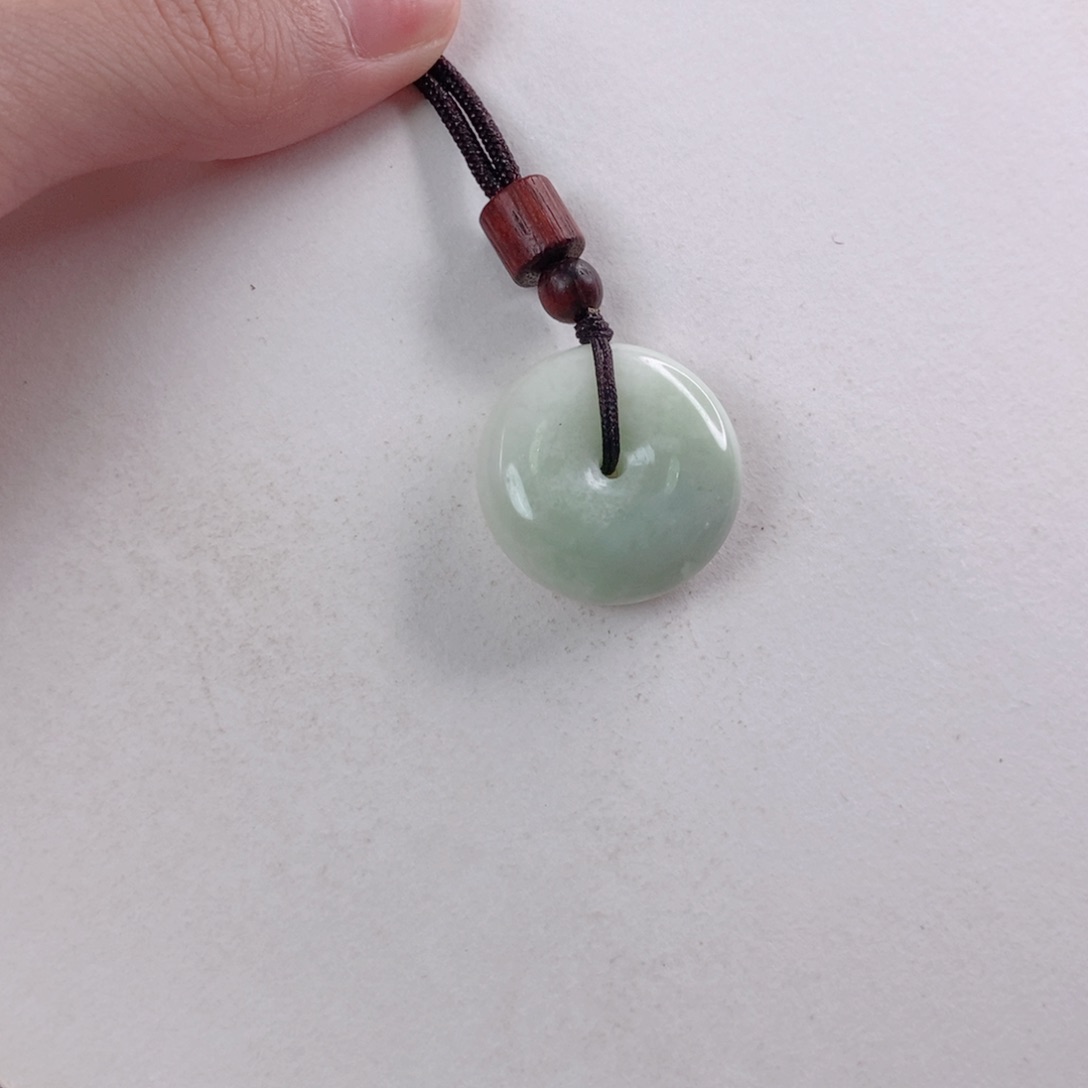 顺***顺蓝田玉（蛇纹石化大理石玉）颈饰未镶嵌