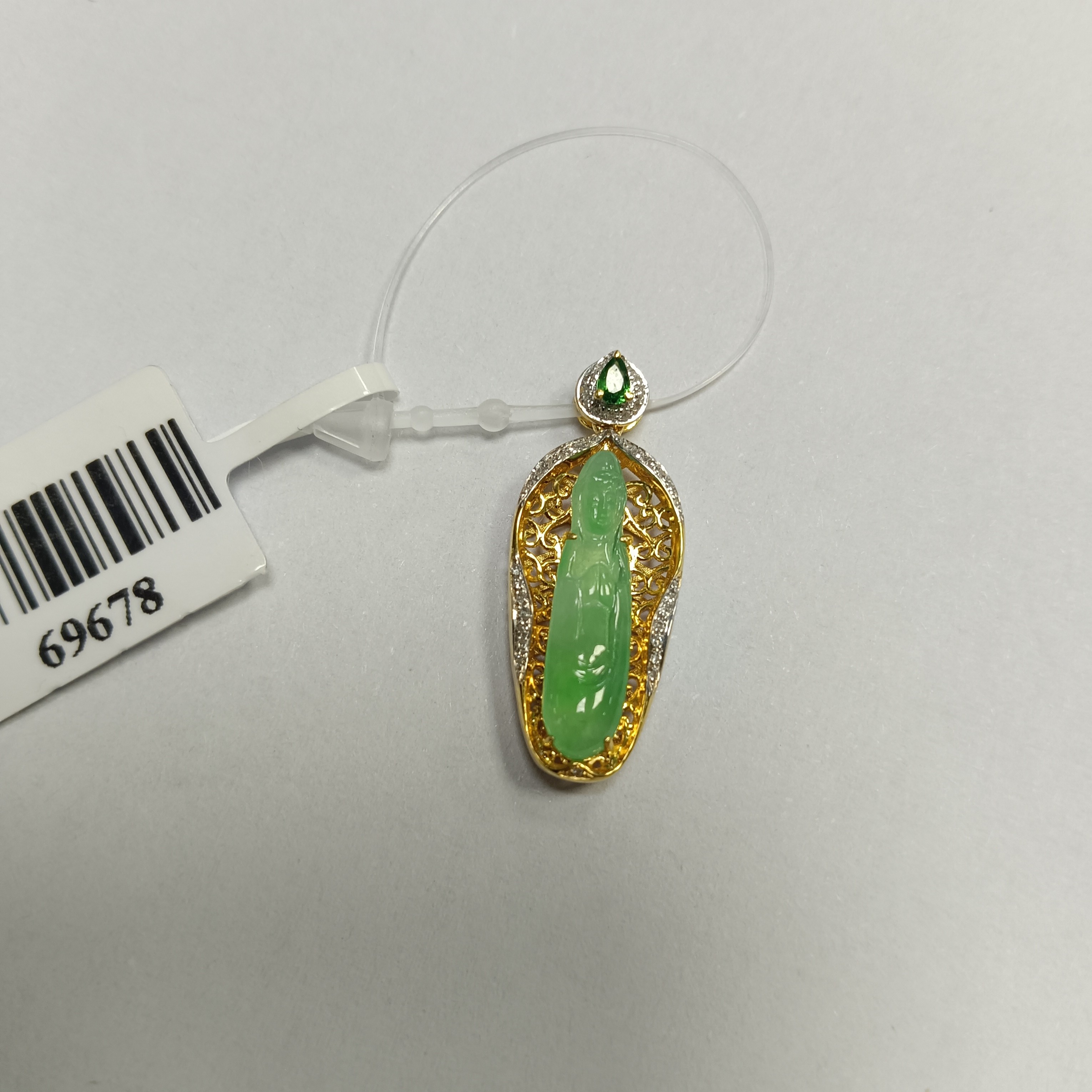 18K金镶嵌天然翡翠百搭吊坠