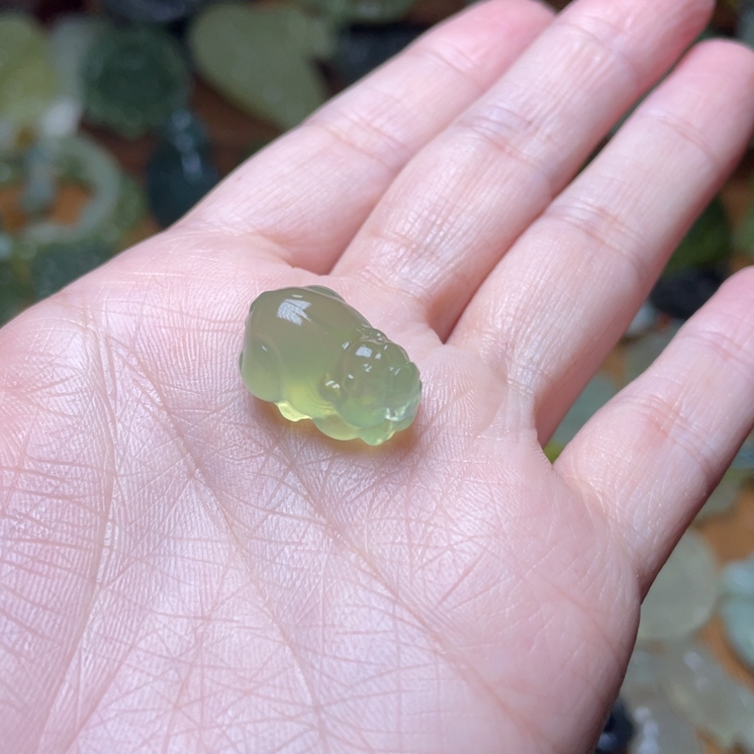 贺***嘿蛇纹石玉未镶嵌手链