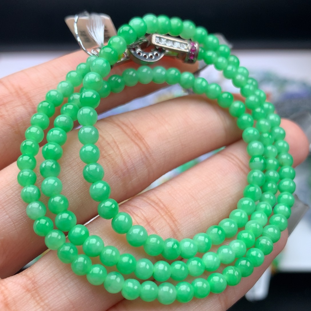 翡翠手链未镶嵌卡