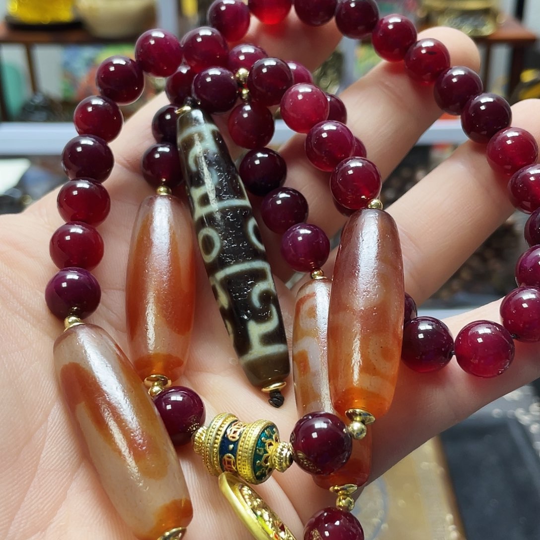 玛瑙/玉髓未镶嵌多样性发一