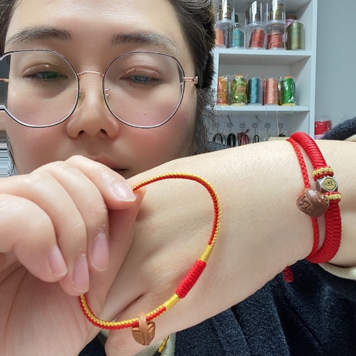 纯手工编织红➕金可以调节