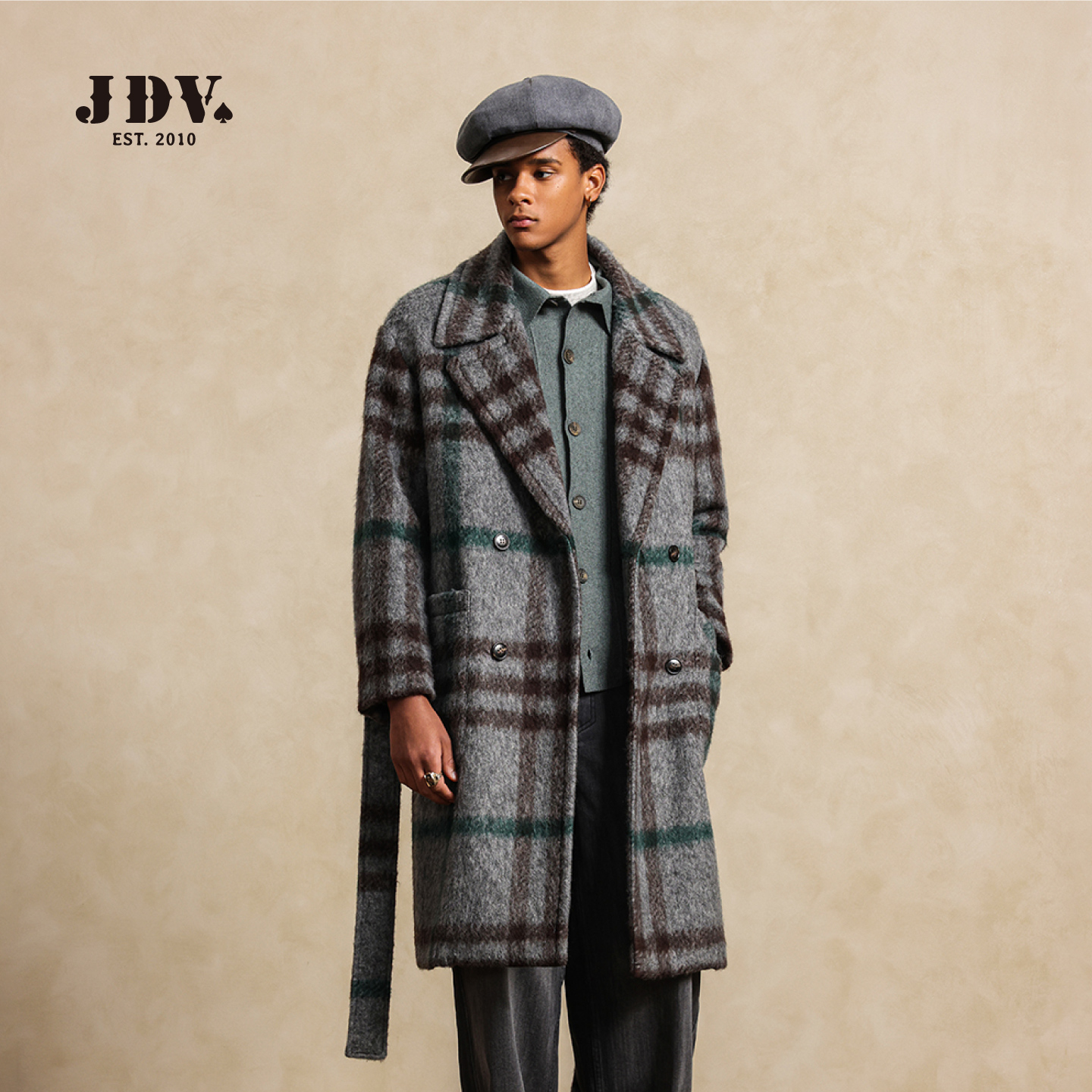 J.D.V秋冬新款男士长款宽松经典复古格子厚款毛呢外套WCO5319