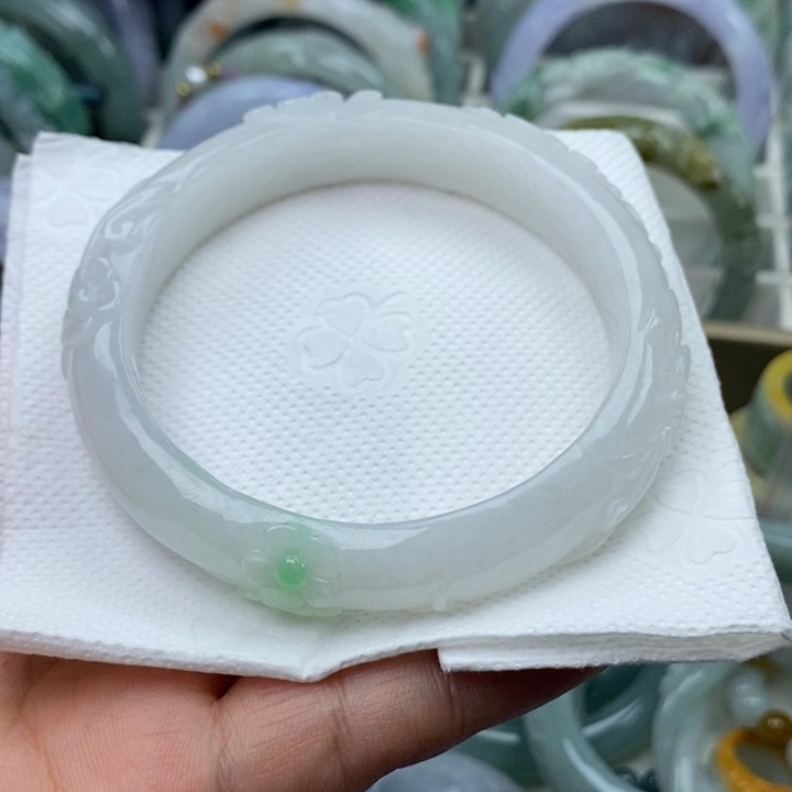 翡翠未镶嵌手镯58.8圈翡翠手镯