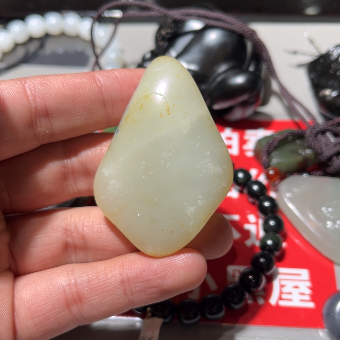 和田玉（子料）未镶嵌挂件