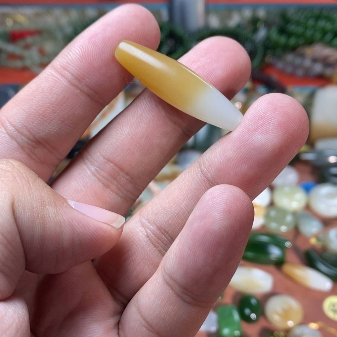 和田玉未镶嵌吊坠(不含链)