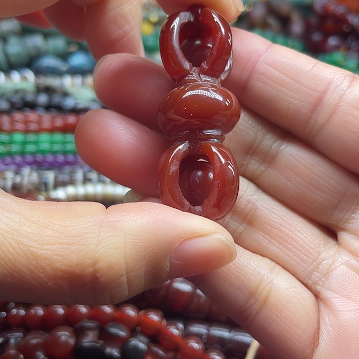 玛瑙/玉髓未镶嵌颈饰