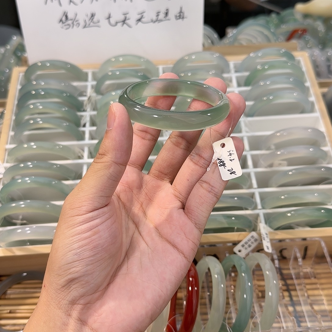 手镯玛瑙/玉髓未镶嵌圈口54.2
