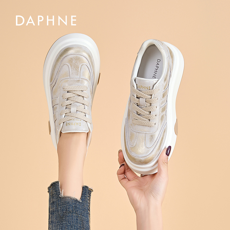 Daphne/达芙妮25春季新款休闲厚底板鞋时尚复合底百搭小白鞋女WZ