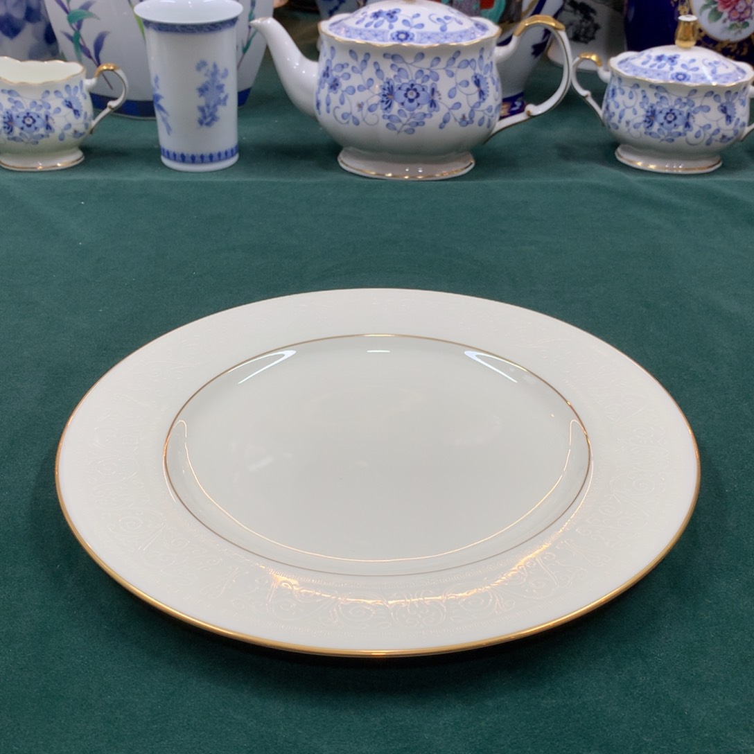 摆件全是大漂亮瓷器啊美美哒