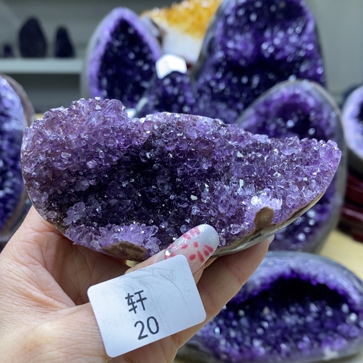 紫晶大型摆件（非配饰）未镶嵌