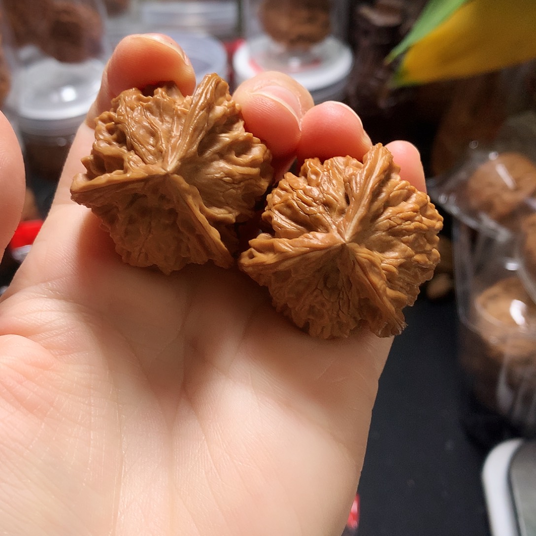 文玩核桃把件盘山