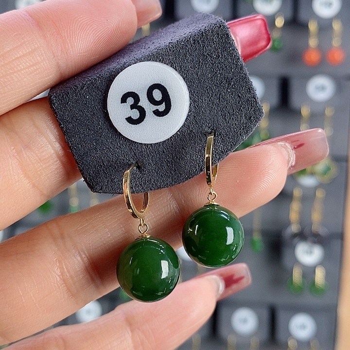 和田玉耳饰18K金镶嵌