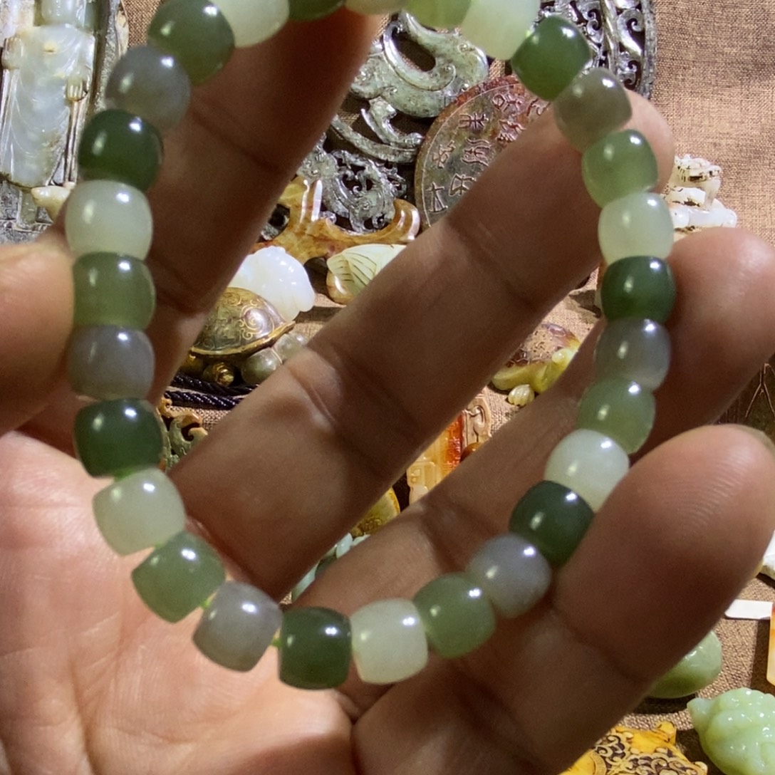 和田玉（糖玉）未镶嵌挂件