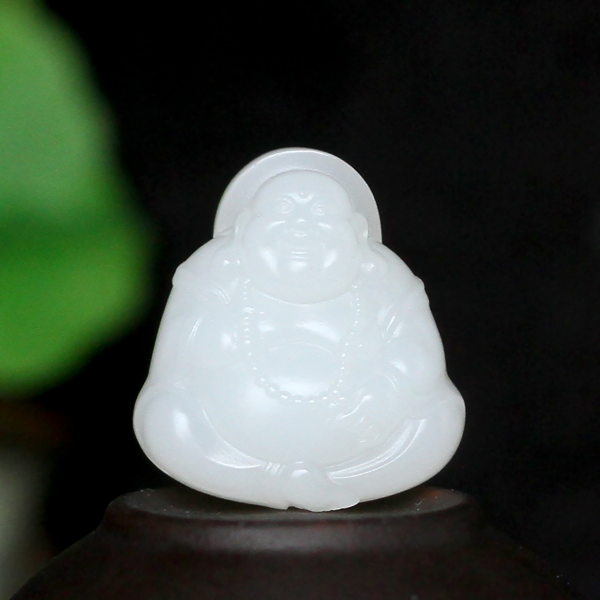 羊脂白玉弥勒佛白玉逍遥自在佛新疆白玉山料苏工精雕气质时尚