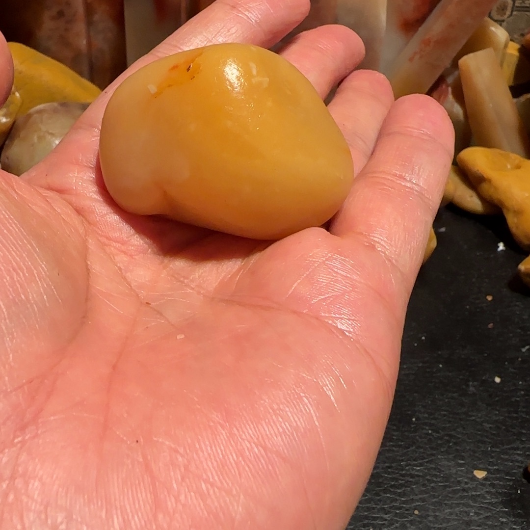 堂***老挝石田黄．．．．．．．