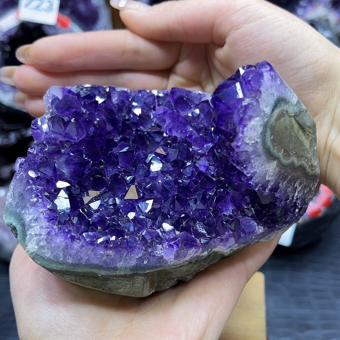 紫晶大型摆件（非配饰）未镶嵌