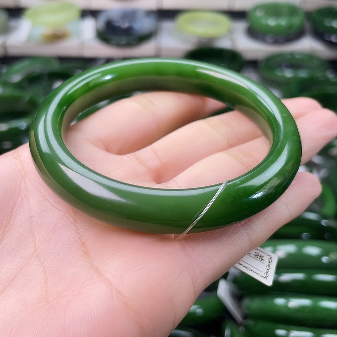 和田玉（碧玉）手镯未镶嵌