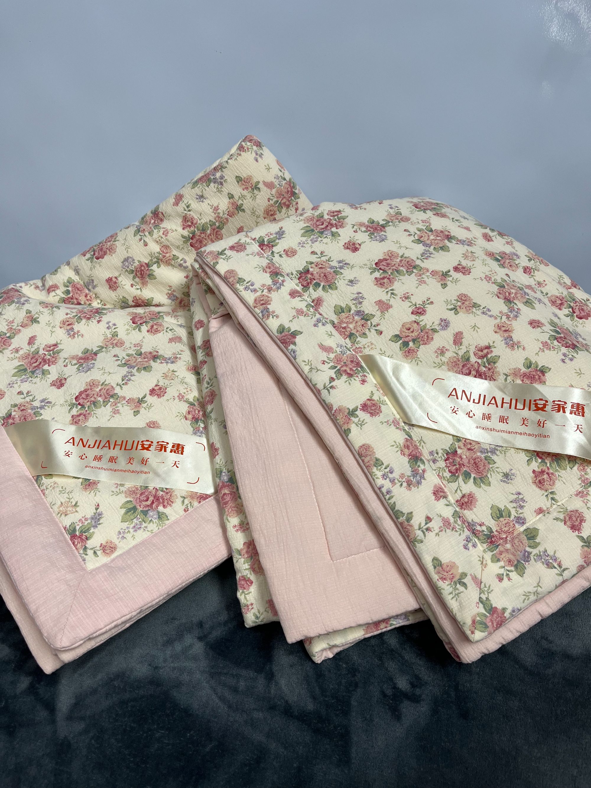 安家惠粉色繁花木棉皱皱纱夏被200*230cm可机洗双人夏凉被