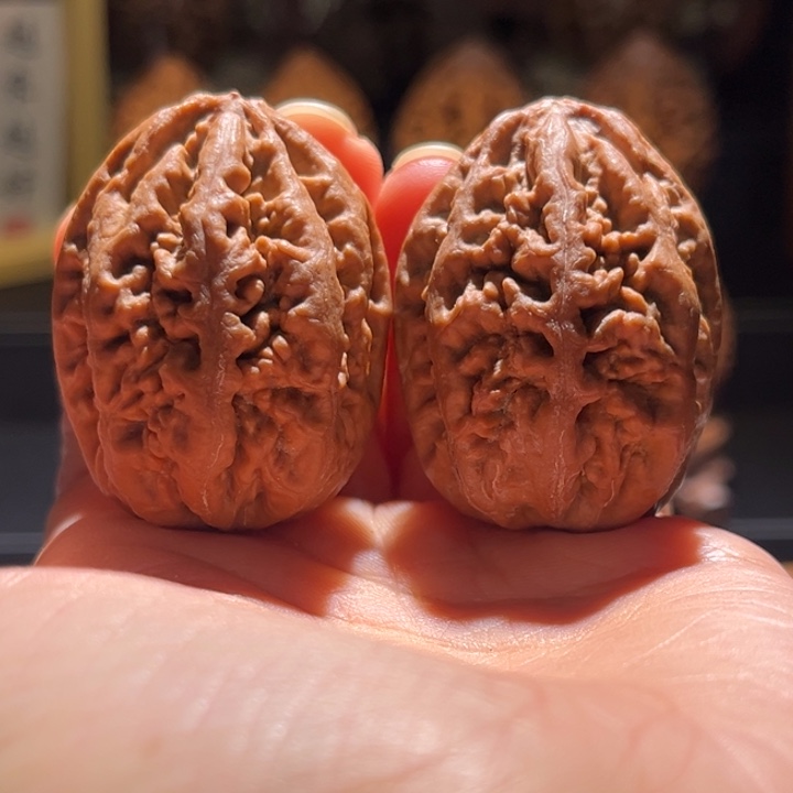 大***@文玩核桃吊坠老树珊瑚纹30