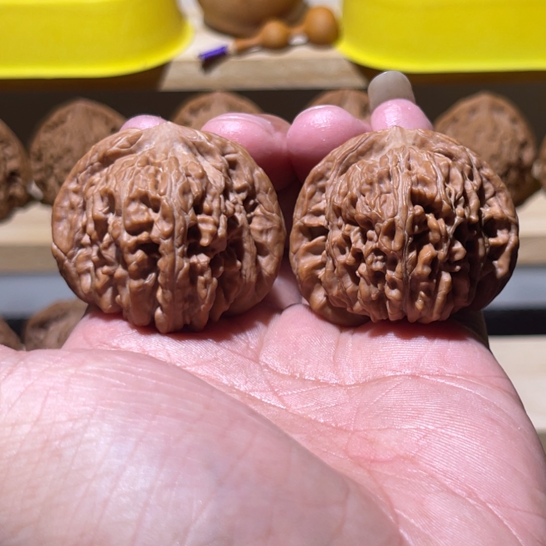 文玩核桃吊坠?42全品四座楼