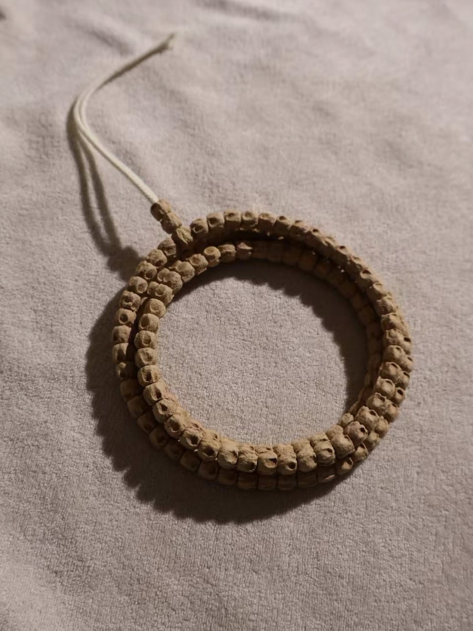 【瑾轩】热振柏香方块单坑鬼 尺寸7.5+ 柏香杍念珠108