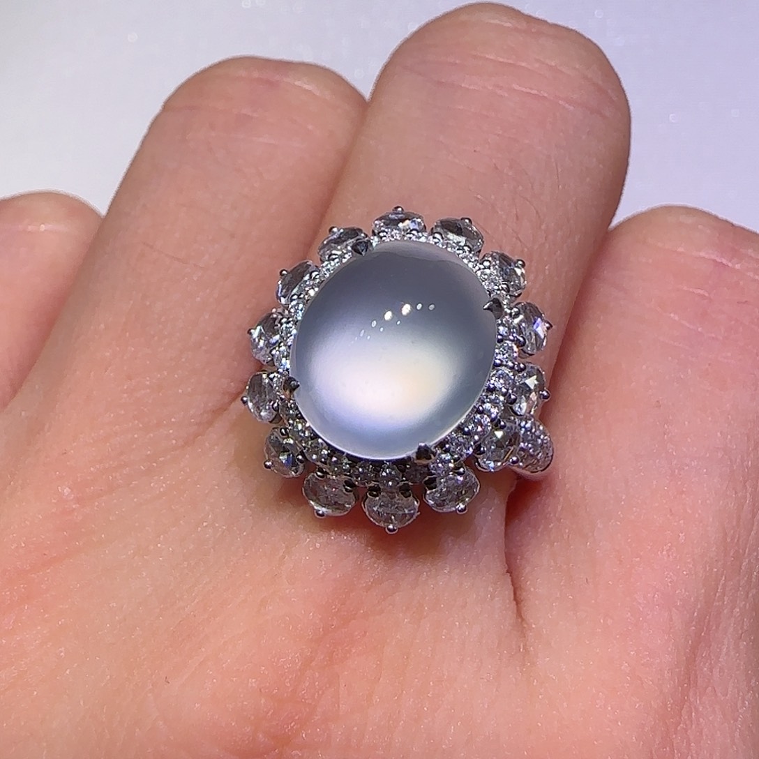 翡翠戒指18K金镶嵌戒指