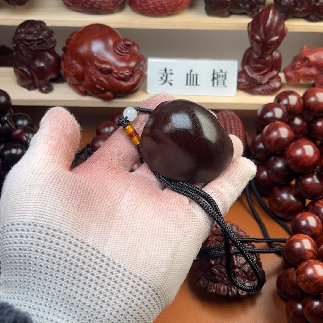 染料紫檀（血檀）圆**刀手把件高油性-多样性发其一