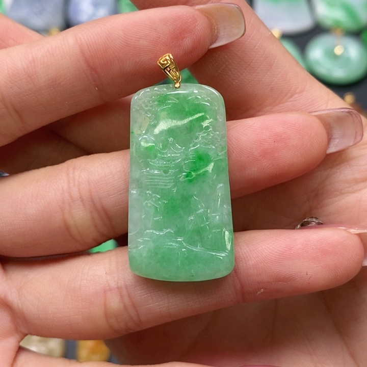 翡翠颈饰未镶嵌吊坠