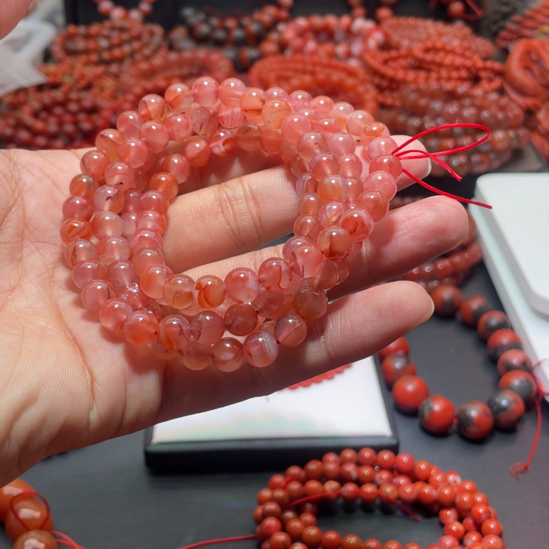 南红玛瑙手链未镶嵌